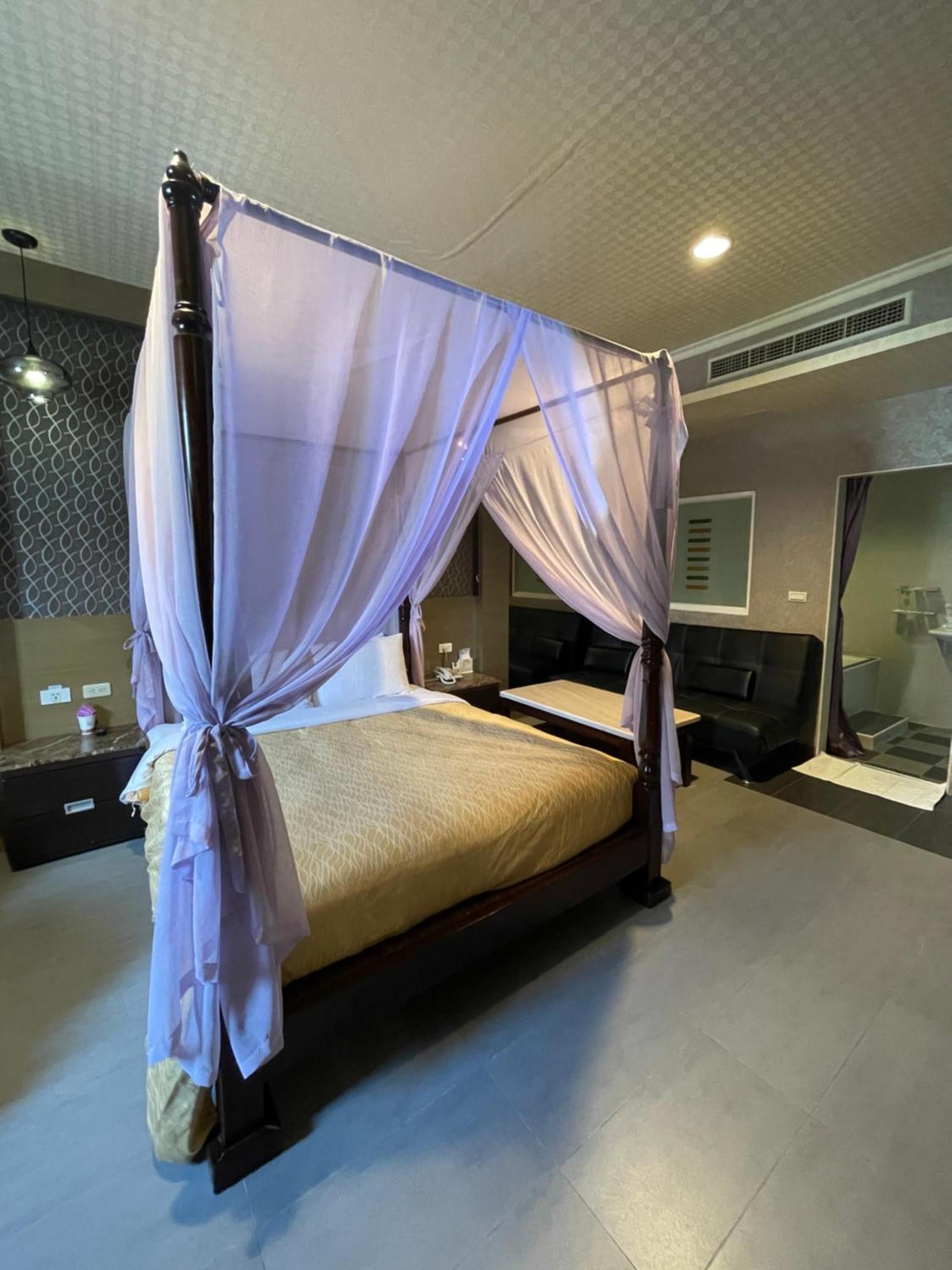Treasure Island Motel - Renwu Kaohsiung Dış mekan fotoğraf