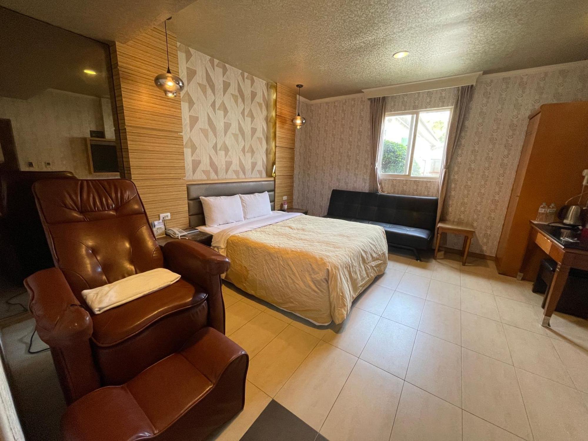 Treasure Island Motel - Renwu Kaohsiung Dış mekan fotoğraf